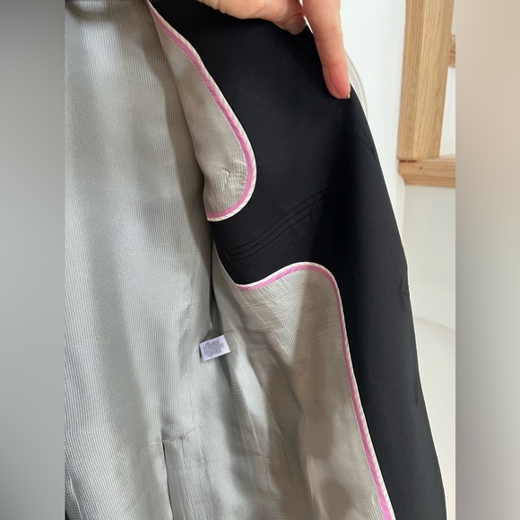 Banana Republic Black Wool Suit Jacket Women’s Size 6Tall. - Picture 5 of 7